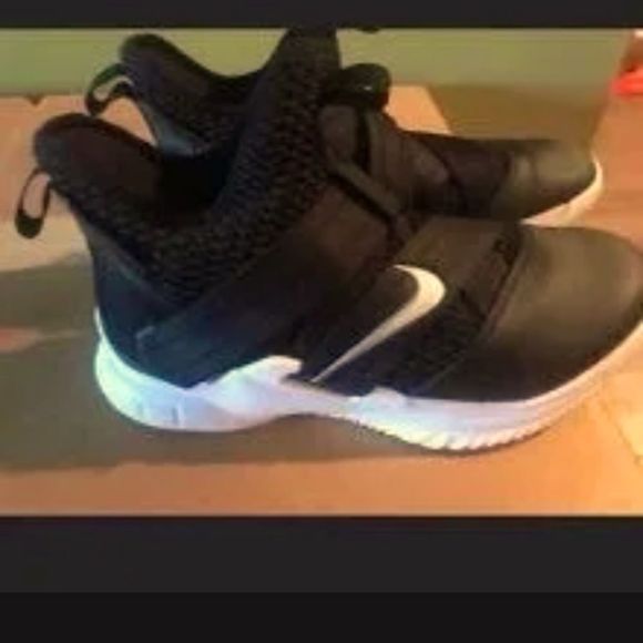 Lebron James 8.5 main image 4